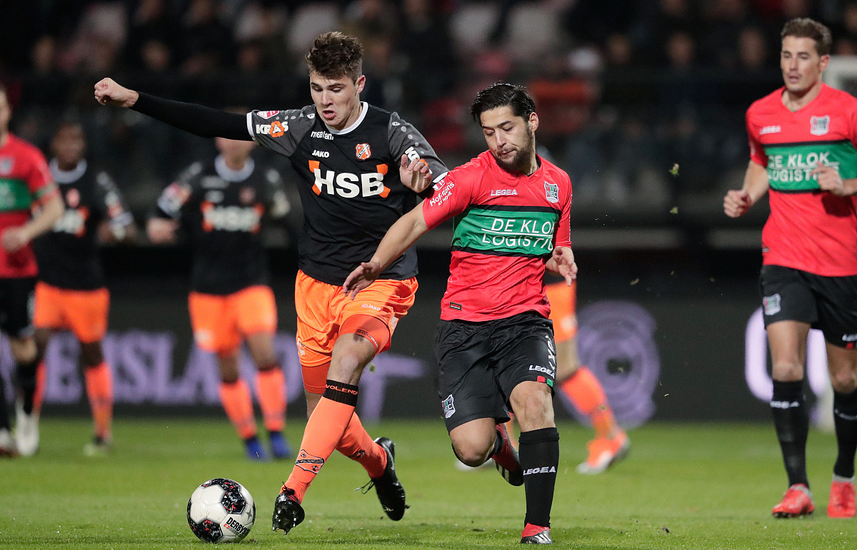 中国女篮正 中国女篮正