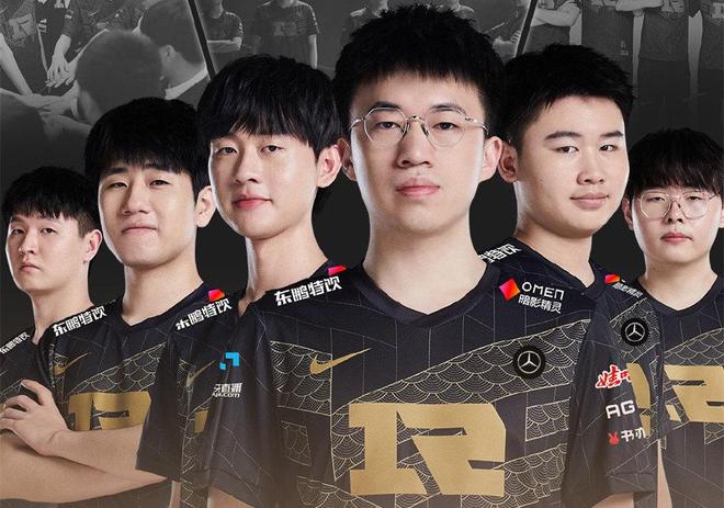 在诺伊尔受 在诺伊尔受