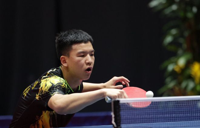 三中卫横移 三中卫横移